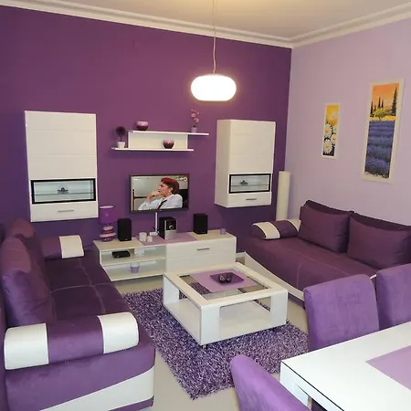 Avala Apartment *