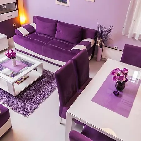 Avala Apartment